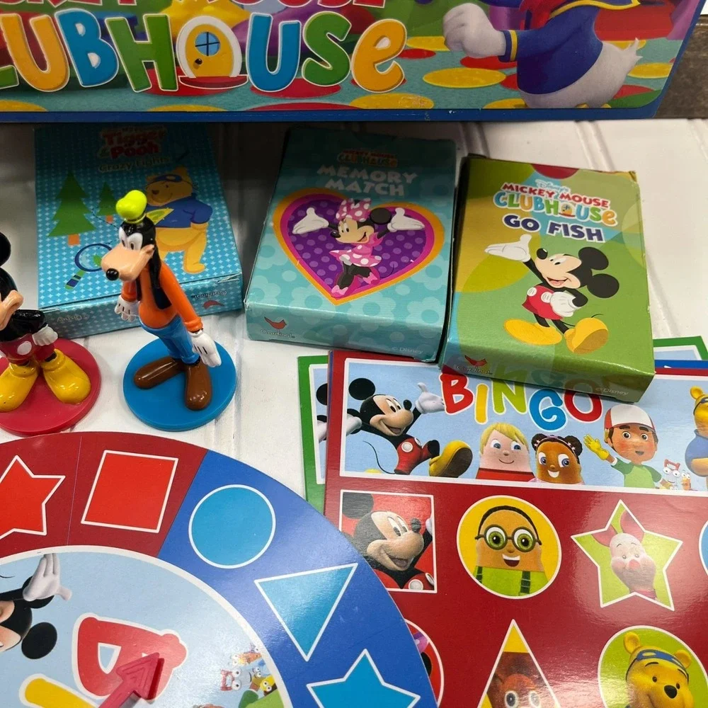 Disney Mickey Mouse Clubhouse Game House w/8 Games‎ Mickey and Goofy Pieces